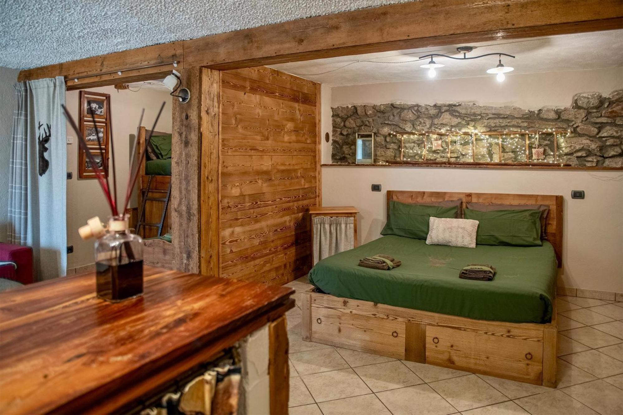 La Maison De Karen The Deer House Gignod Экстерьер фото